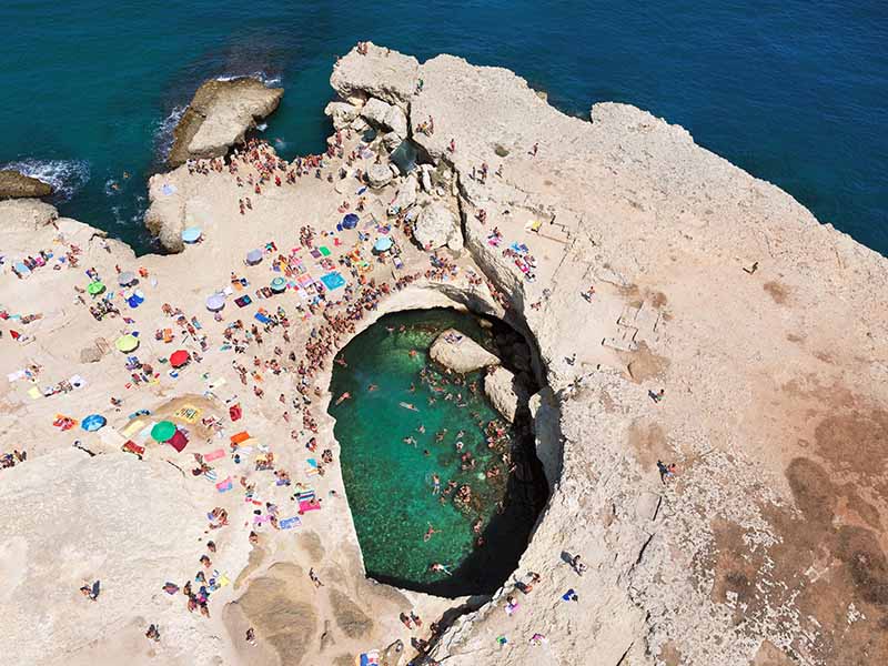 grotta della poesia a roca (melendugno)