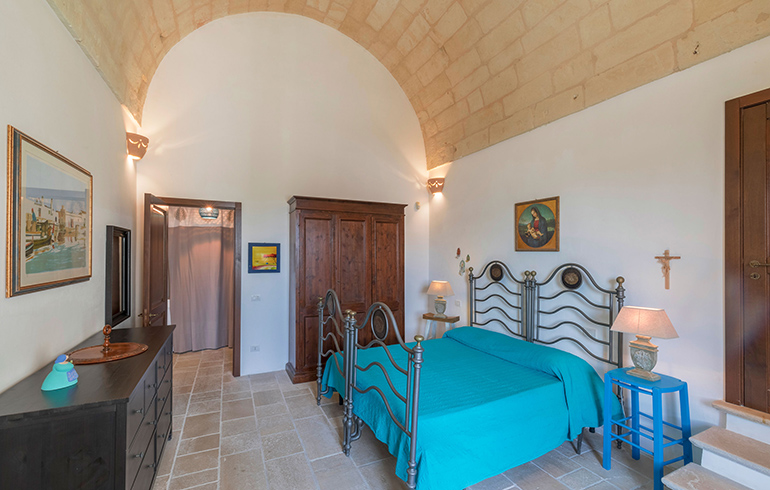 masseria specchiulla casa di martino camera da letto