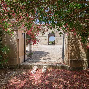 masseria specchiulla cancello principale