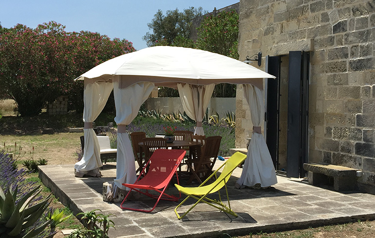 la pagghiara masseria specchiulla esterno